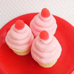 Cupcake Soap Jumbo Raspberry Creme Cake Soap, Raspberry Soap, Fruit Soap, Sweet Soap, Prank Soap, Fake Food Soap, Party Favor, Soap Favors image 3