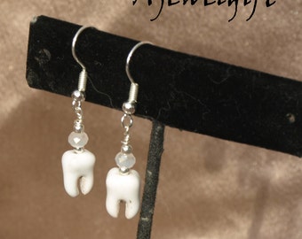 Tooth Earrings 14004