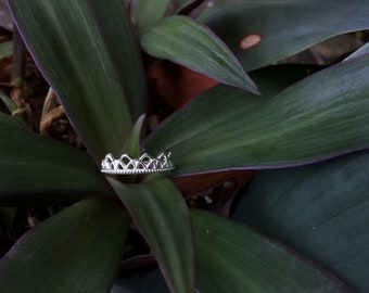 Stackable Crown Ring in Recycled Silver