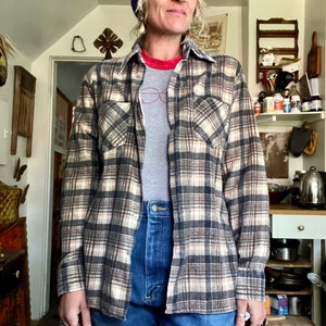 Wedgefield 1980’s/90’s vintage plaid cotton super soft flannel men’s or women’s size medium