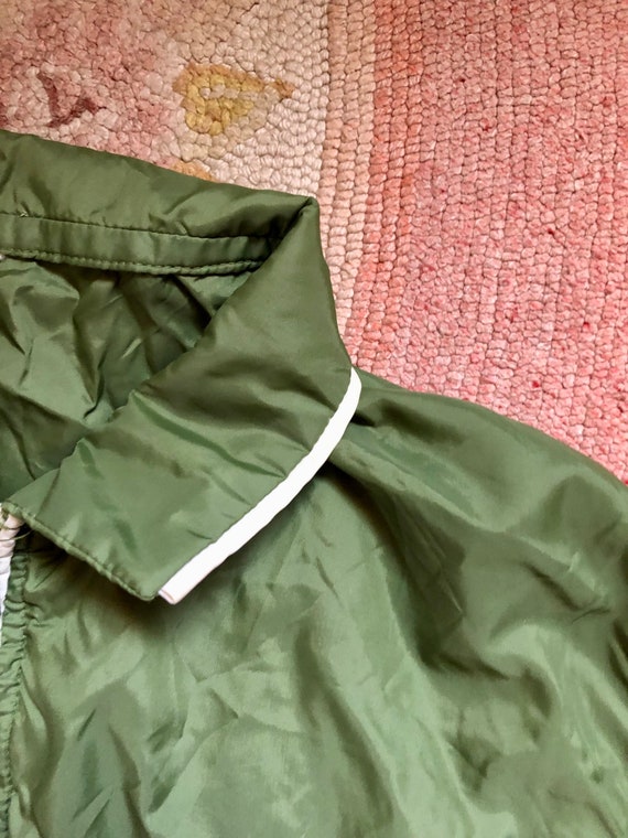 1960’s vintage green windbreaker jacket with gene… - image 2