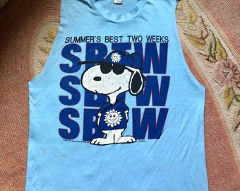 Amazing 1970’s paper thin vintage snoopy altered tank top mens size medium women’s size medium/large