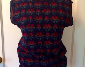 Vintage women's 1980's wool sweater vest. Size Small