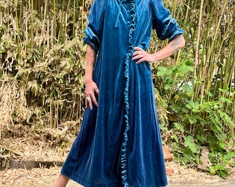 Miss Elaine 1960’s/70’s vintage crushed velvet house dress/loungewear women’s size medium/large