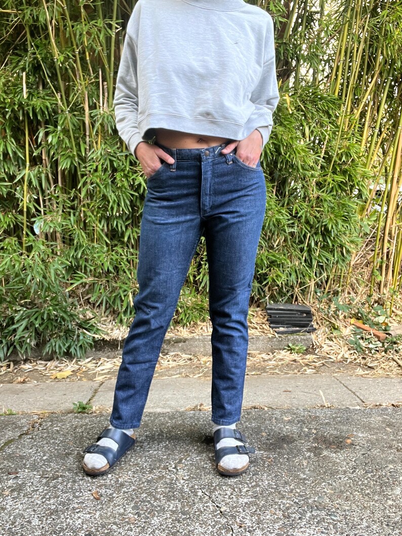 Misses Wranglers 1960’s/70’s vintage sanforized dark denim western jeans women’s size small ( 30 in waist ) image 7