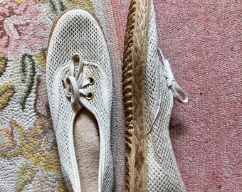 grasshopper leather sneakers