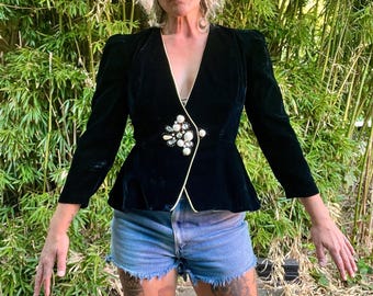 Patra Petites 1980’s vintage black crushed velvet peplum blazer or shirt womens size medium