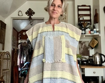 Southwestern vintage 1980’s handmade poncho Mexican blanket serpape tunic/top unisex size xlarge/2xlarge