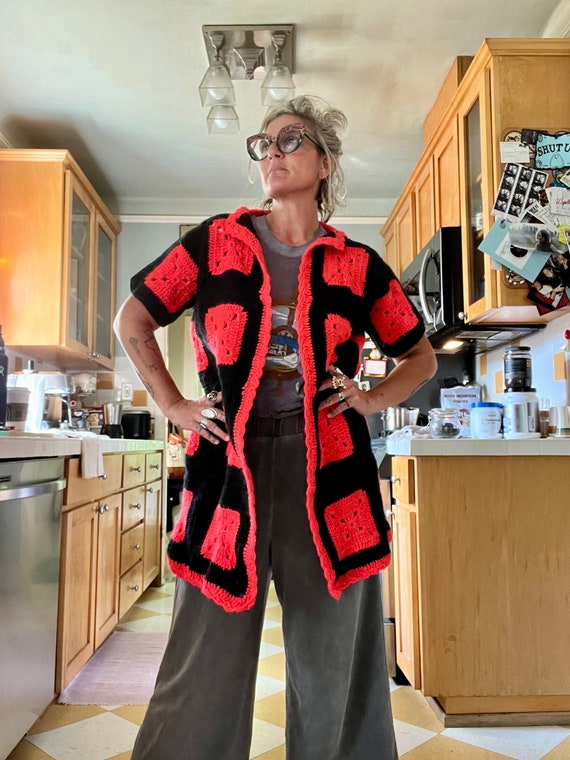 1970’s/80’s vintage upcycled patchwork granny squ… - image 2