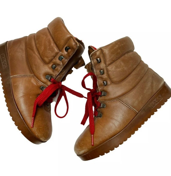 Rad Vintage 1970's/80's Womens Bass sugarloafer Padded Sherpa Lined Winter Boots Womens Size 8