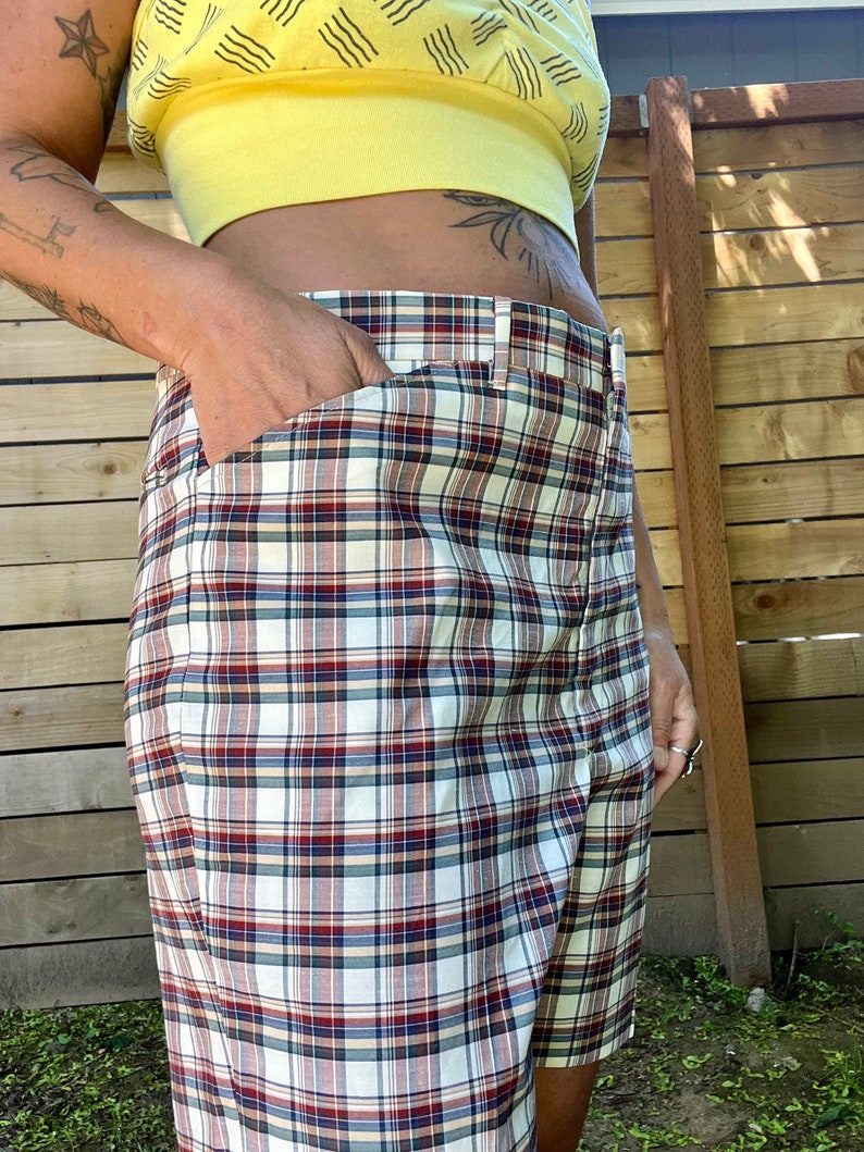 1960s vintage plaid Bermuda shorts mens or womens size medium/large image 4