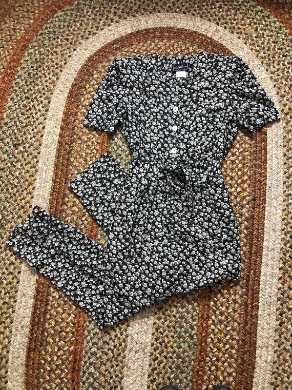 Awesome 1980’s vintage floral jumpsuit women’s siz