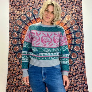 1980’s/90’s vintage Woolrich wool cottagecore shabby chic pullover sweater women’s size small/medium