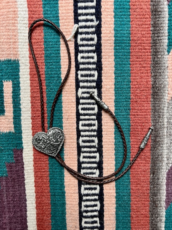 1990’s vintage etched Heart western braided leathe