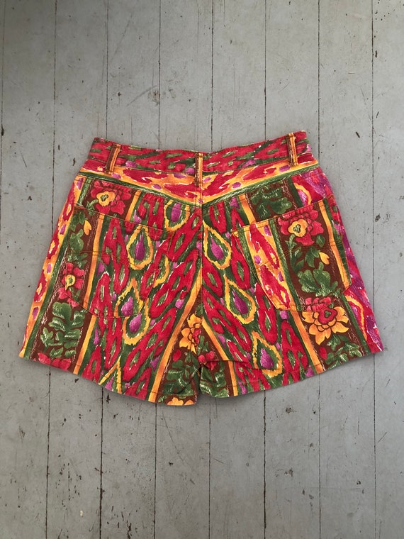 Women's vintage 80's/90's floral cotton shorts. S… - image 4