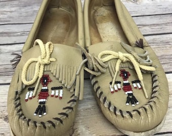 Minnetonka Thunderbird 1980’s vintage leather moccasins women’s size 5