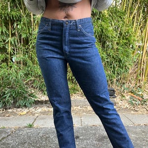 Misses Wranglers 1960’s/70’s vintage sanforized dark denim western jeans women’s size small ( 30 in waist ) image 2