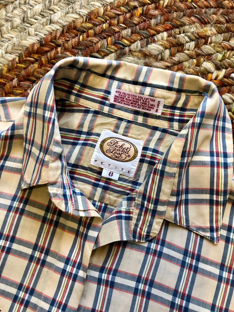 Vintage 1980\u2019s plaid button up women\u2019s size medium