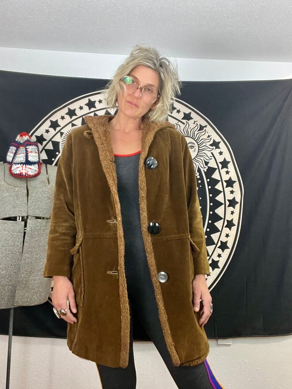 Stunning 1960's/70's Brown Corduroy Sherpa Lined Vintage Jacket