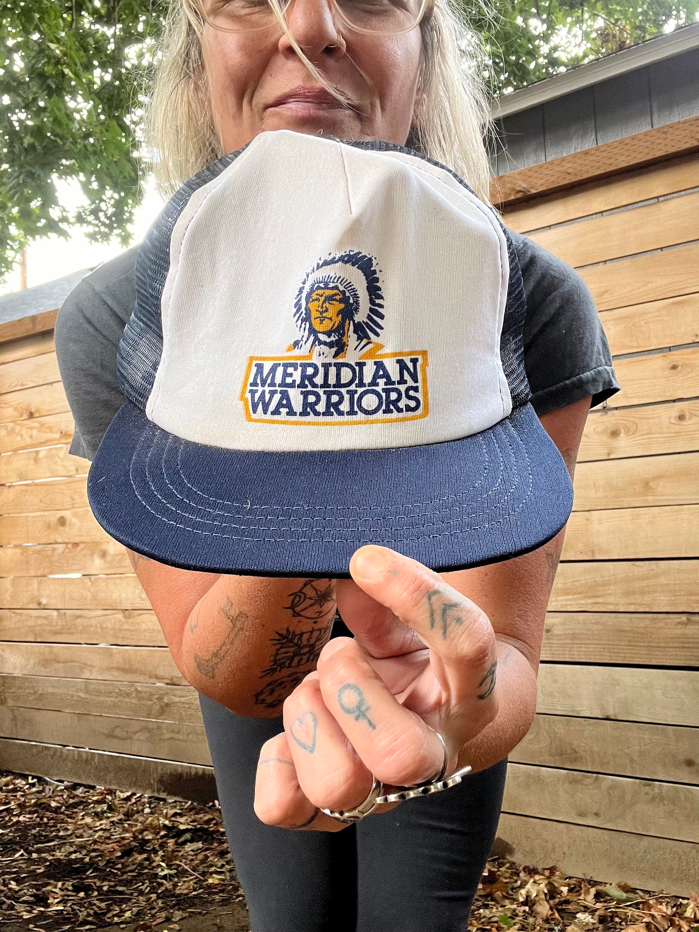 Casquette Trucker Vintage Années 80 USA K-Products - Arc-en-ciel, Snapback Ajustable Bleu Et Blanc