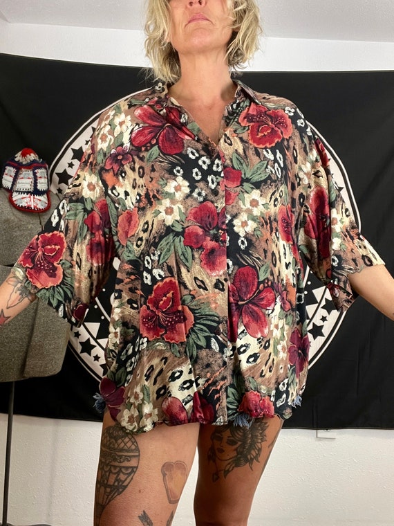 1980’s vintage plus size leopard floral print but… - image 3