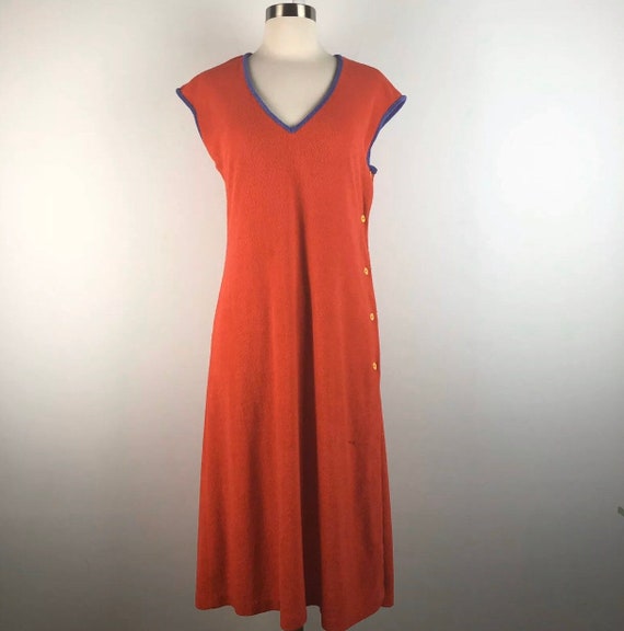 Cute vintage womens 1970's terry cloth dress. Size