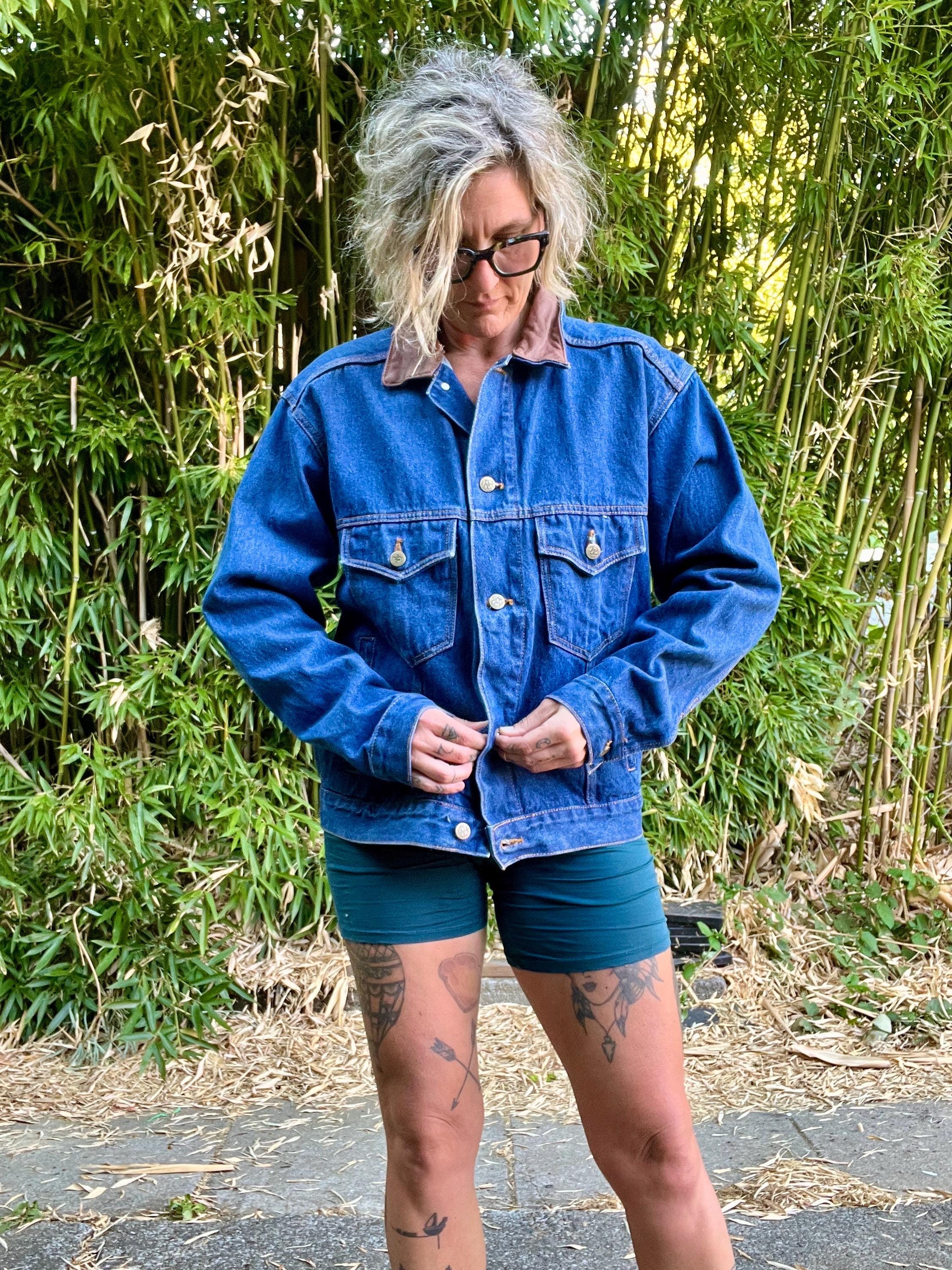 Marlboro Country Store 1980's/1990's Vintage Denim Jean Jacket