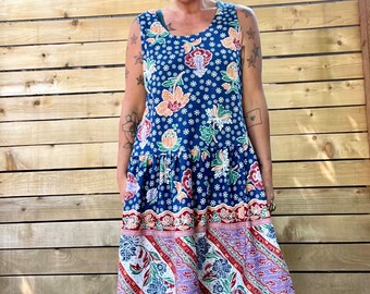 The cutest 1980’s/90’s vintage floral dress women’s size large/xlarge