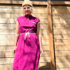womens dress linen Petite Red | Petite Clothing for Women | Trendy Petite Dresses | Petite Fashion | Petite Studio notched collar category:Florals Bodybuilder Black Shirts | SIZE:X-LARGE