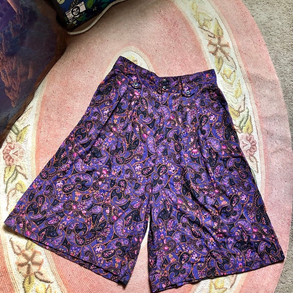 Bette and Court golf collection 1980’s vintage paisley gaucho pants women’s size 29 in