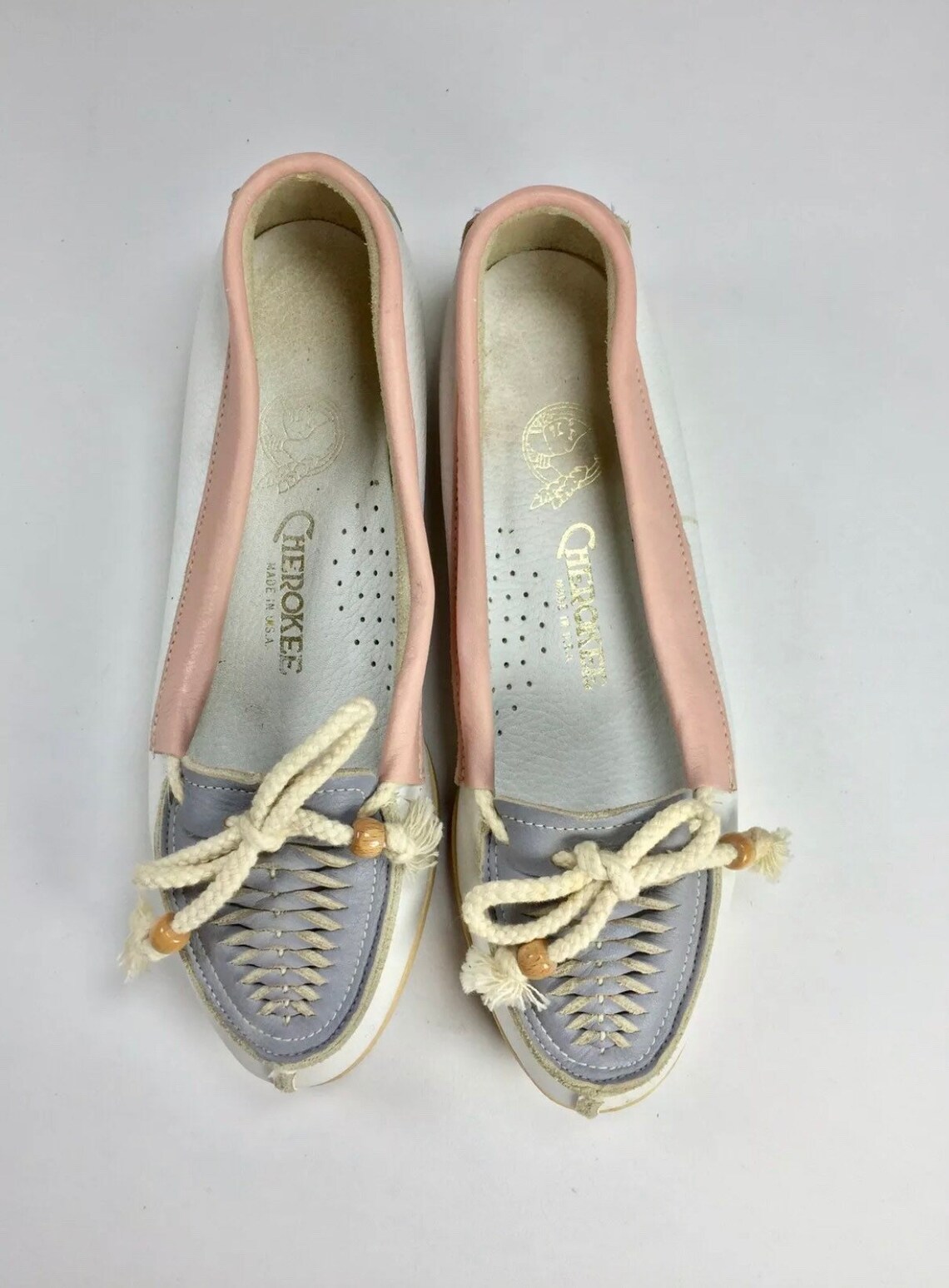 Super cute 1980s vintage Cherokee loader shoes. Size 6.5
