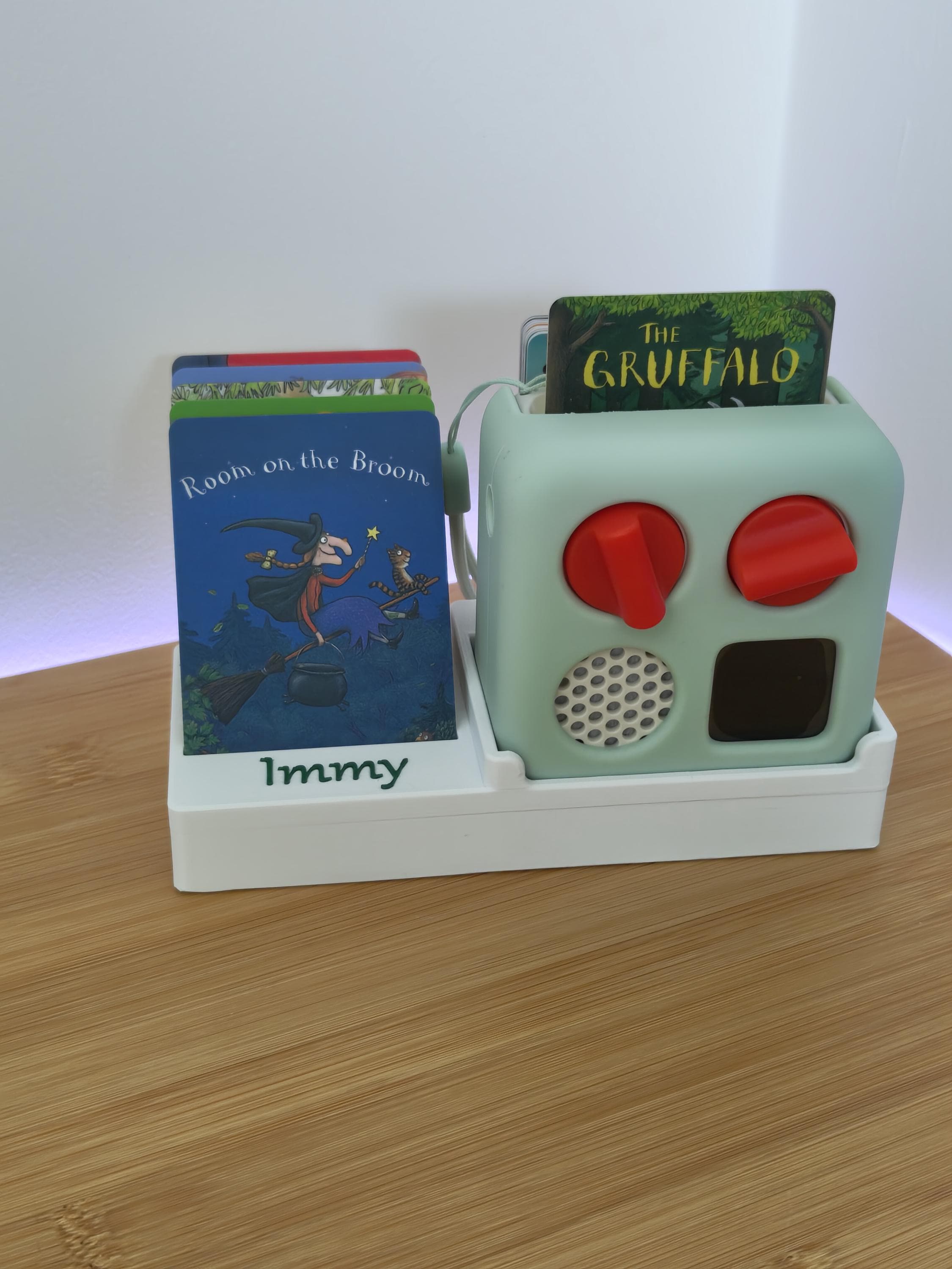 Yoto Mini Dock & Card Storage