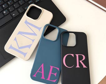 Funda personalizada para iPhone con monograma en relieve / Funda de silicona con inicial personalizada