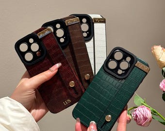 Funda de cuero personalizada para iPhone con correa / Funda con monograma grabado con iniciales personalizadas / Funda protectora de lujo con estampado de cocodrilo