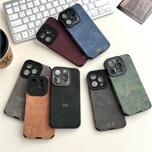 Custodia personalizzata in pelle scamosciata per iPhone - Custodia in pelle personalizzata per iPhone 16 15, 14, 13, 12, 11, XR, XS, X 8, 7 Plus, Pro, Max, Mini, regalo per lei