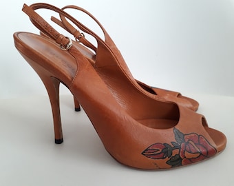 GUCCI Authentic Tattoo Roses Fiore Leather Slingback