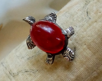 Vintage Sterling Pin Turtle Red Lucite Jelly Belly