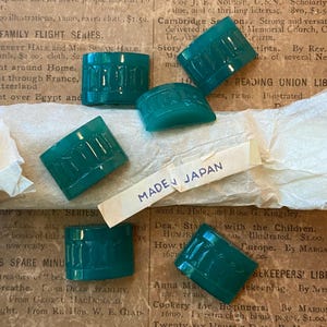 6 Vintage Glass Green Cabochons Supply Rectangle Domed Deco Made in Japan