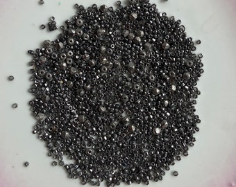 15gr Vintage Hematite Black Glass Chunky Seed Beads English Cut Small Loose