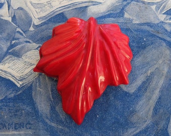 Vintage Hollow Celluloid Dress Clip Leaf