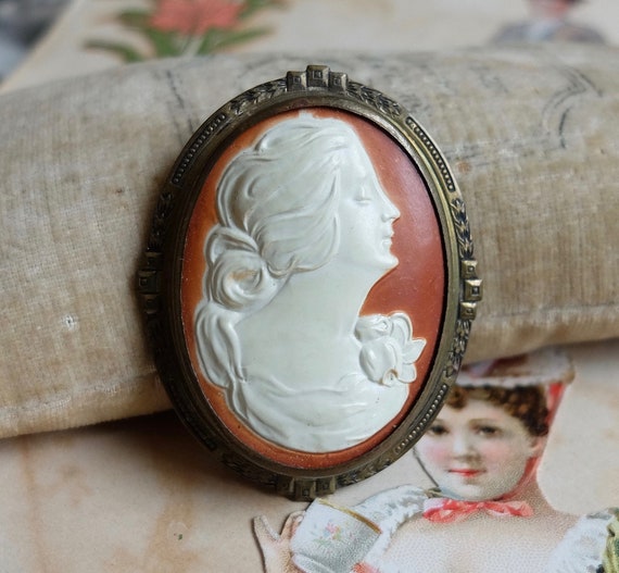Vintage Celluloid Cameo Brooch Pin Large Profile - image 5