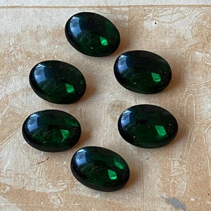 5 Vintage Glass Green Cabochons Oval Supply
