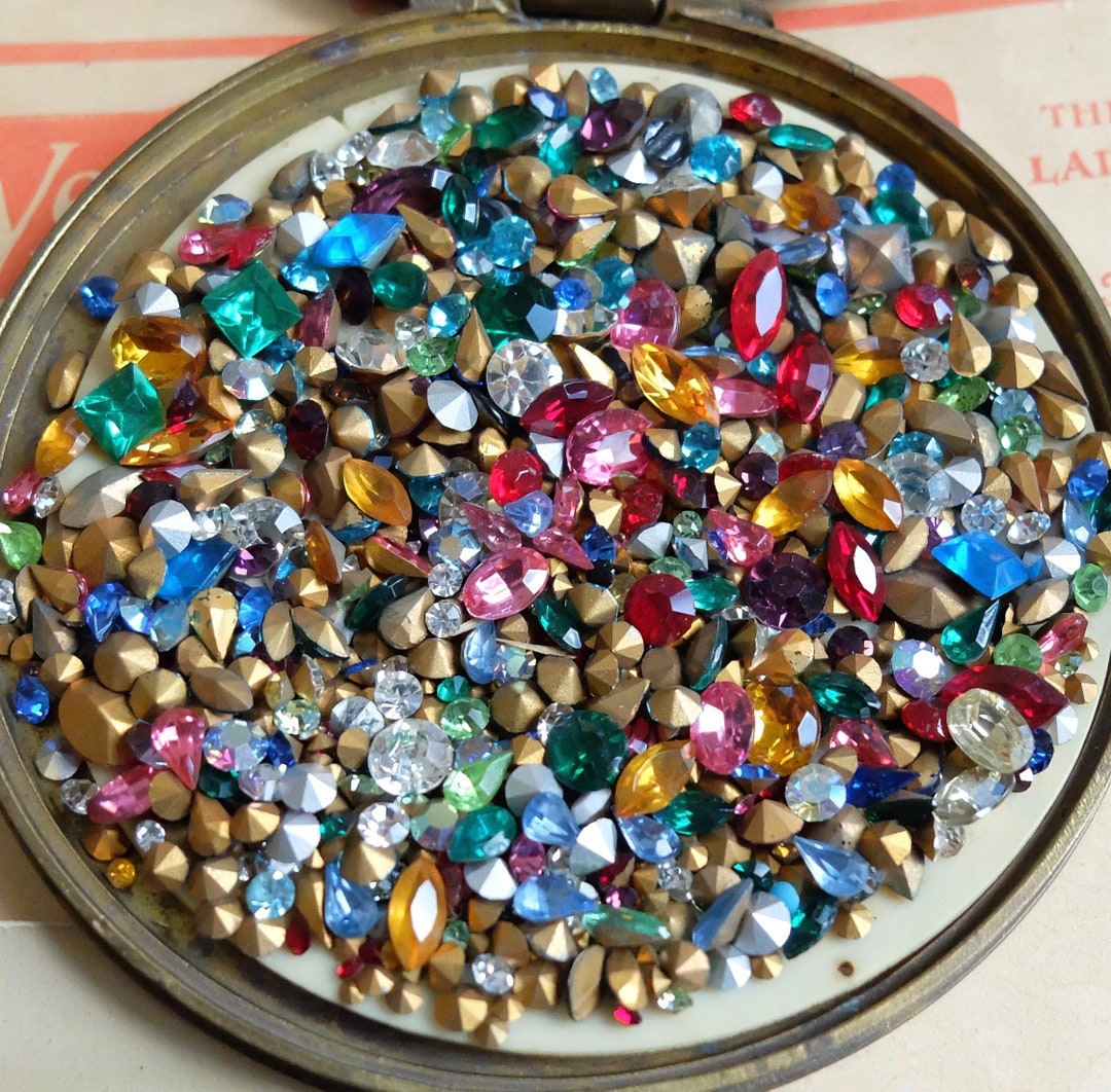 SS8 Clear Glass 17PP Vintage Rhinestones – 1200 Pieces – Made In Germany – Jewelry Repair