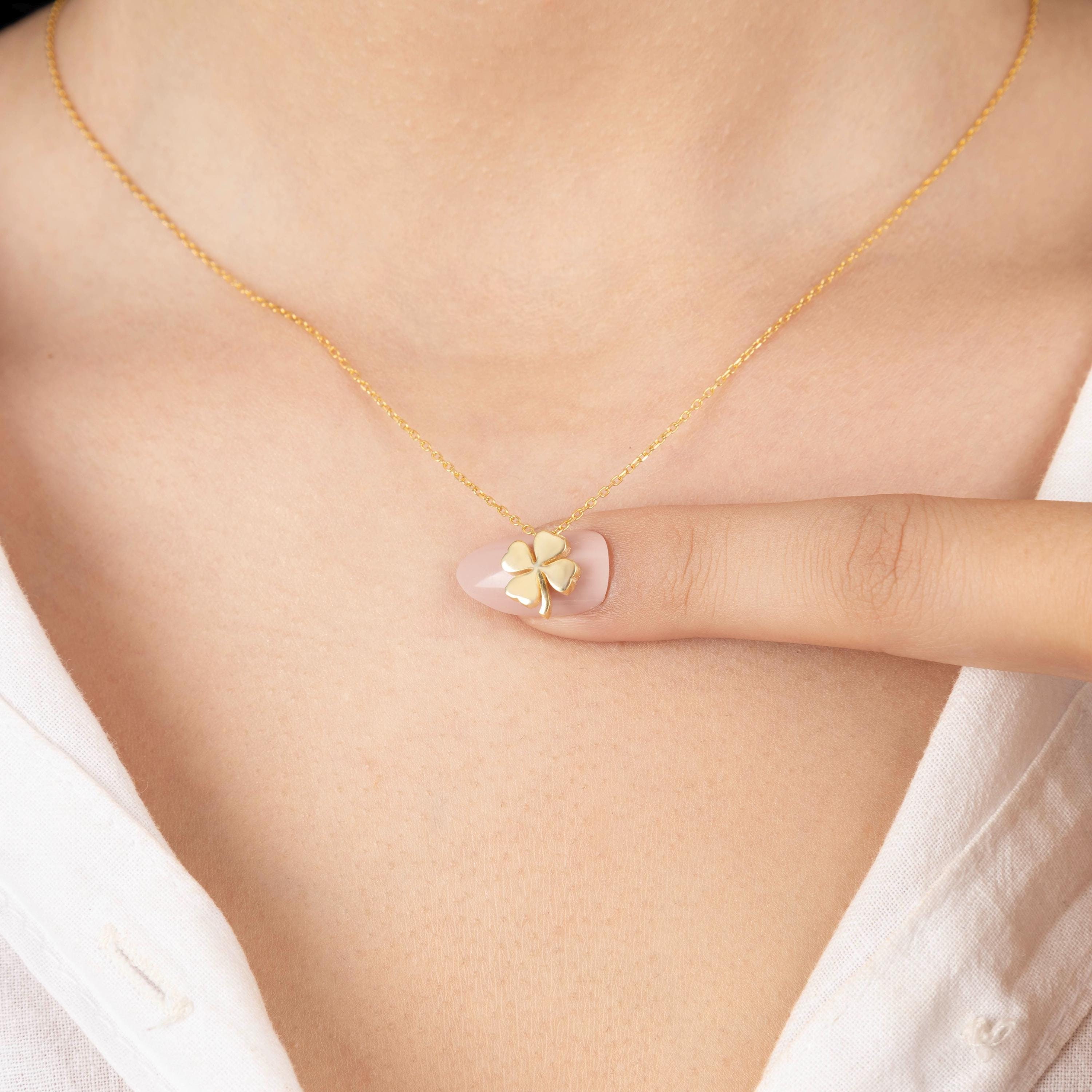 Halsband