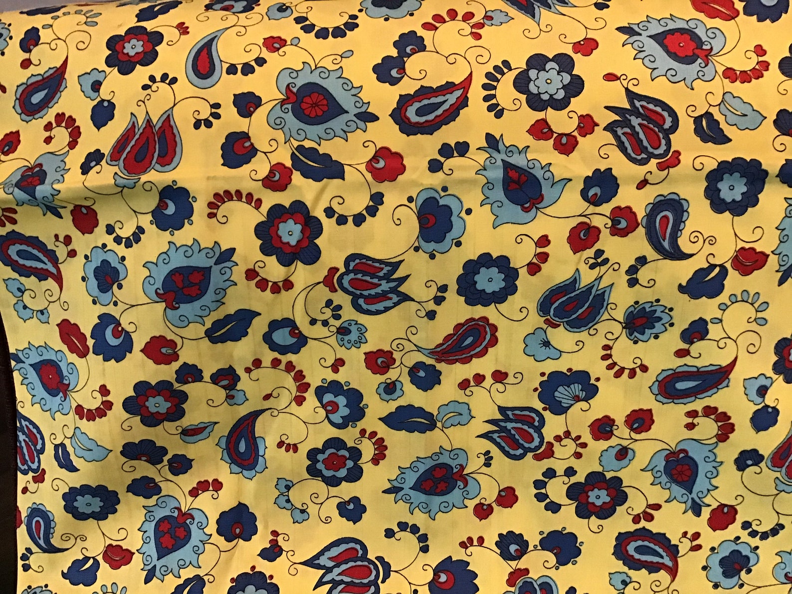 Beautiful Vintage Fabric Red Blue Yellow Paisley Design | Etsy