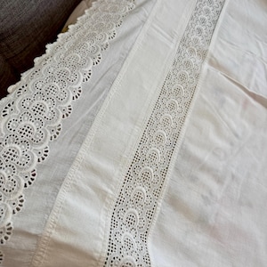 Victorian White Top Sheet - Cutwork Sheet - White Lace Embroidery Antique Sheet - Bed and Breakfast Bedding