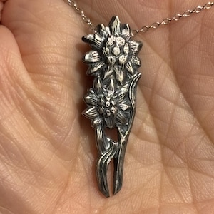 Edelweiss Germany Switzerland Austria flower silver pendant necklace