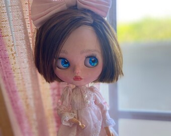 Blythe Lucia pour adoption