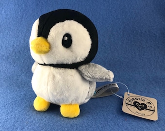 Pengy Plush, Penguin plushie, penguin stuffed animal, stuffed toy, softie, bird plushie, collectible push