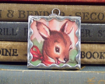 Kangaroo Pendant - Australian Animal - Kangaroo Jewelry - Vintage Book Page Pendant - Soldered Glass Charm